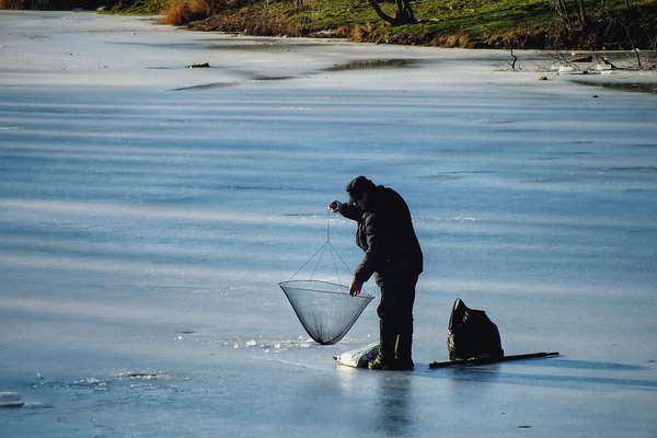 Quelle croisière permet d'apprendre la pêche sur glace en Alaskan?
